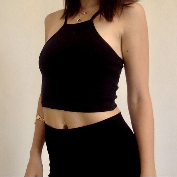 ZARA Black crop tank 🖤🖤🖤 - Picture 2 of 4